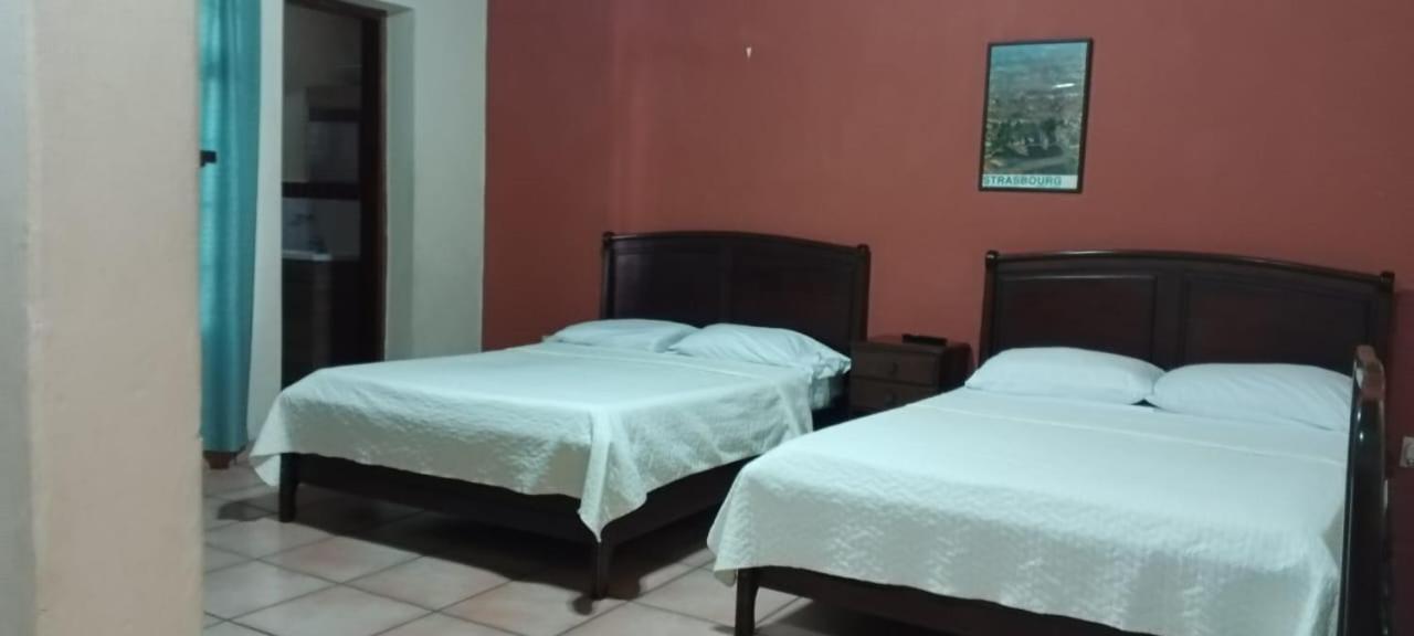 טגוסיגלפה Hotel Alsacia מראה חיצוני תמונה