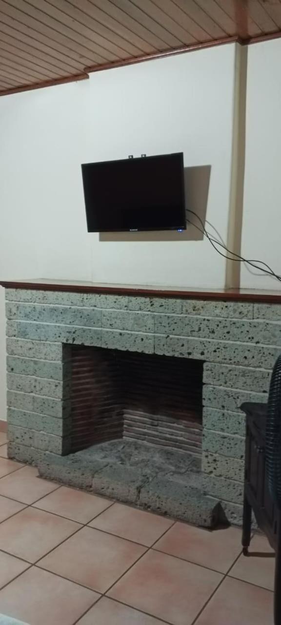 טגוסיגלפה Hotel Alsacia מראה חיצוני תמונה
