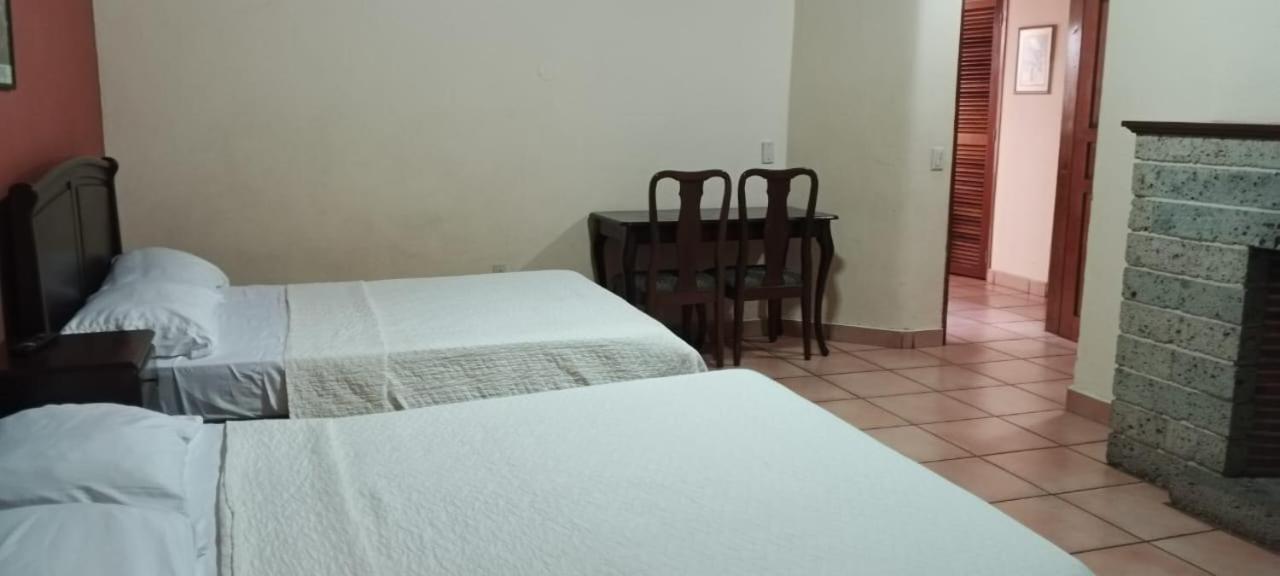 טגוסיגלפה Hotel Alsacia מראה חיצוני תמונה