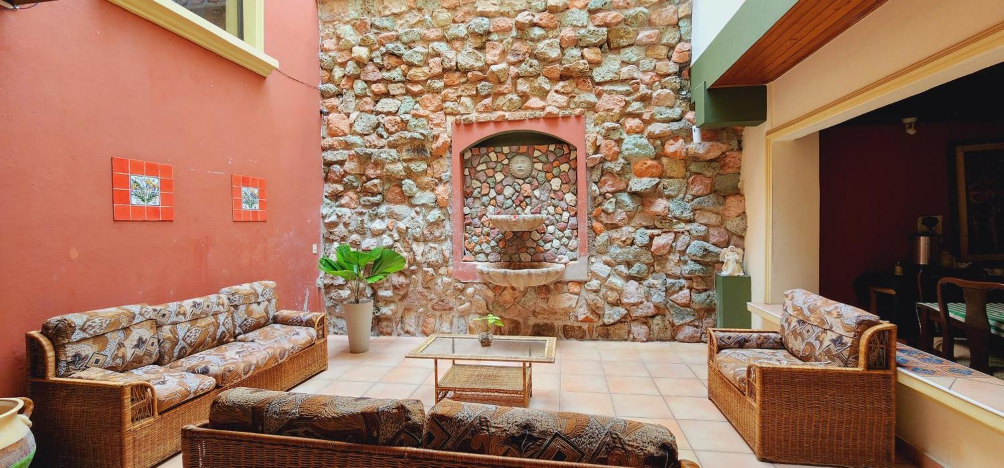 טגוסיגלפה Hotel Alsacia מראה חיצוני תמונה
