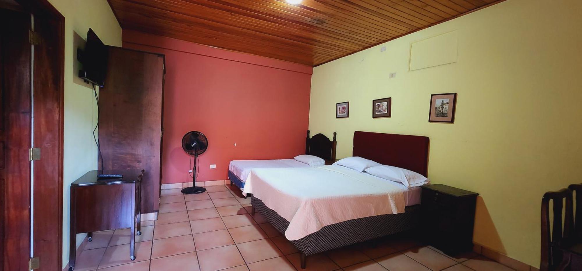 טגוסיגלפה Hotel Alsacia מראה חיצוני תמונה