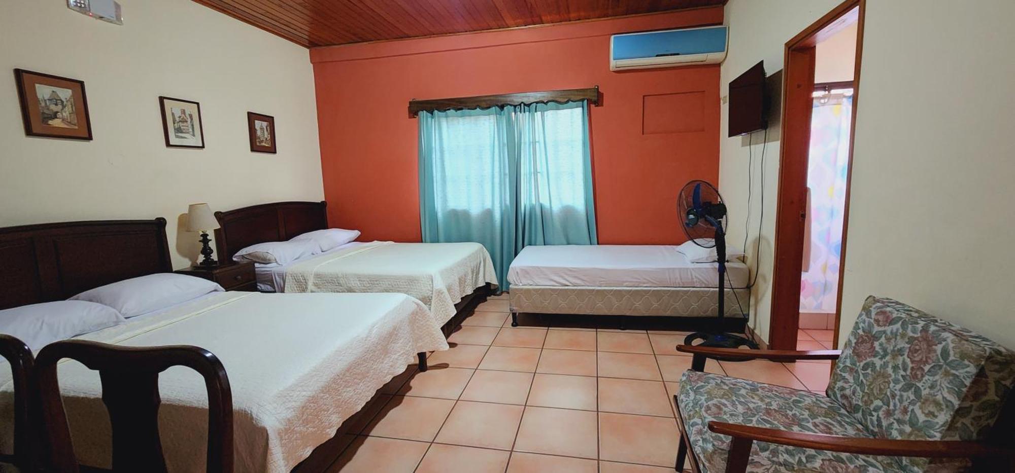 טגוסיגלפה Hotel Alsacia מראה חיצוני תמונה