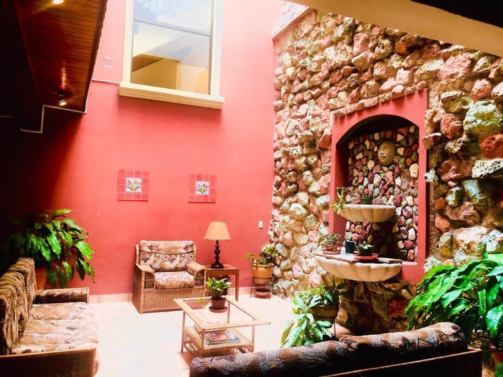 טגוסיגלפה Hotel Alsacia מראה חיצוני תמונה